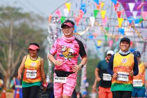 BIB: 42937, 45973
                            <button type="button" onclick="openModal(9915612)" class="btn btn-primary btn-sm float-right btn-popup" data-toggle="modal" data-target=".modal-high-quality">
                        <i class="fas fa-shopping-cart"></i> Add to Cart
                    </button>
                                            <button type="button" onclick="isThisMe(9915612, true)" class="btn btn-success btn-sm float-right btn-popup btn-isme hidden" data-toggle="tooltip" data-placement="bottom" title="นี่คือรูปของคุณใช่ไหม คลิกที่นี่เพื่อเอาเข้าอัลบั้ม">
                        <i class="fas fa-plus"></i> Add to album
                    </button>
                    <button type="button" onclick="isThisMe(9915612, false)" class="btn btn-warning btn-sm float-right btn-popup btn-isnotme hidden">
                        <i class="fas fa-ban"></i> Remove from album
                    </button>